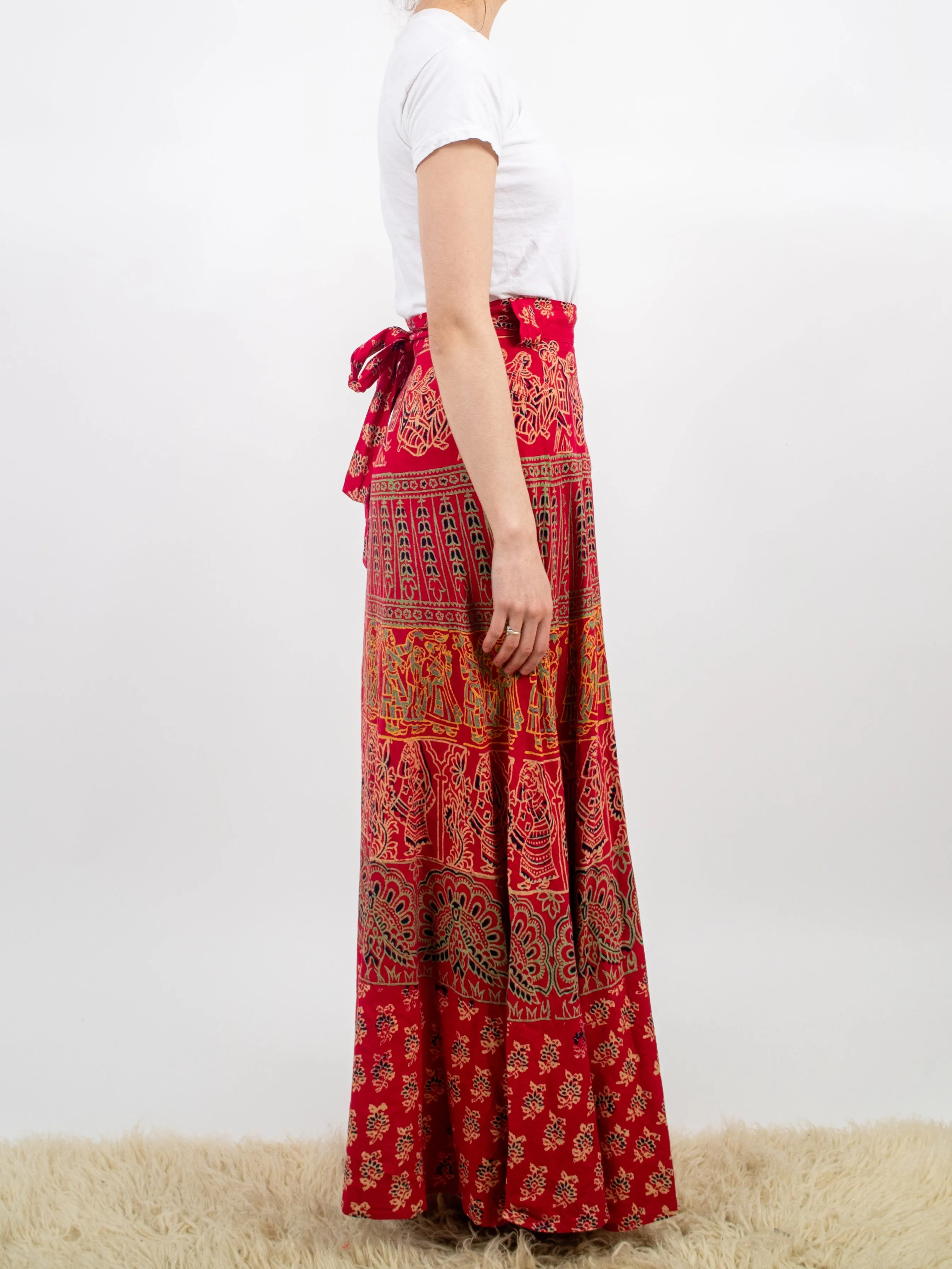 1970s Indian Cotton People Print Maxi Wrap Skirt