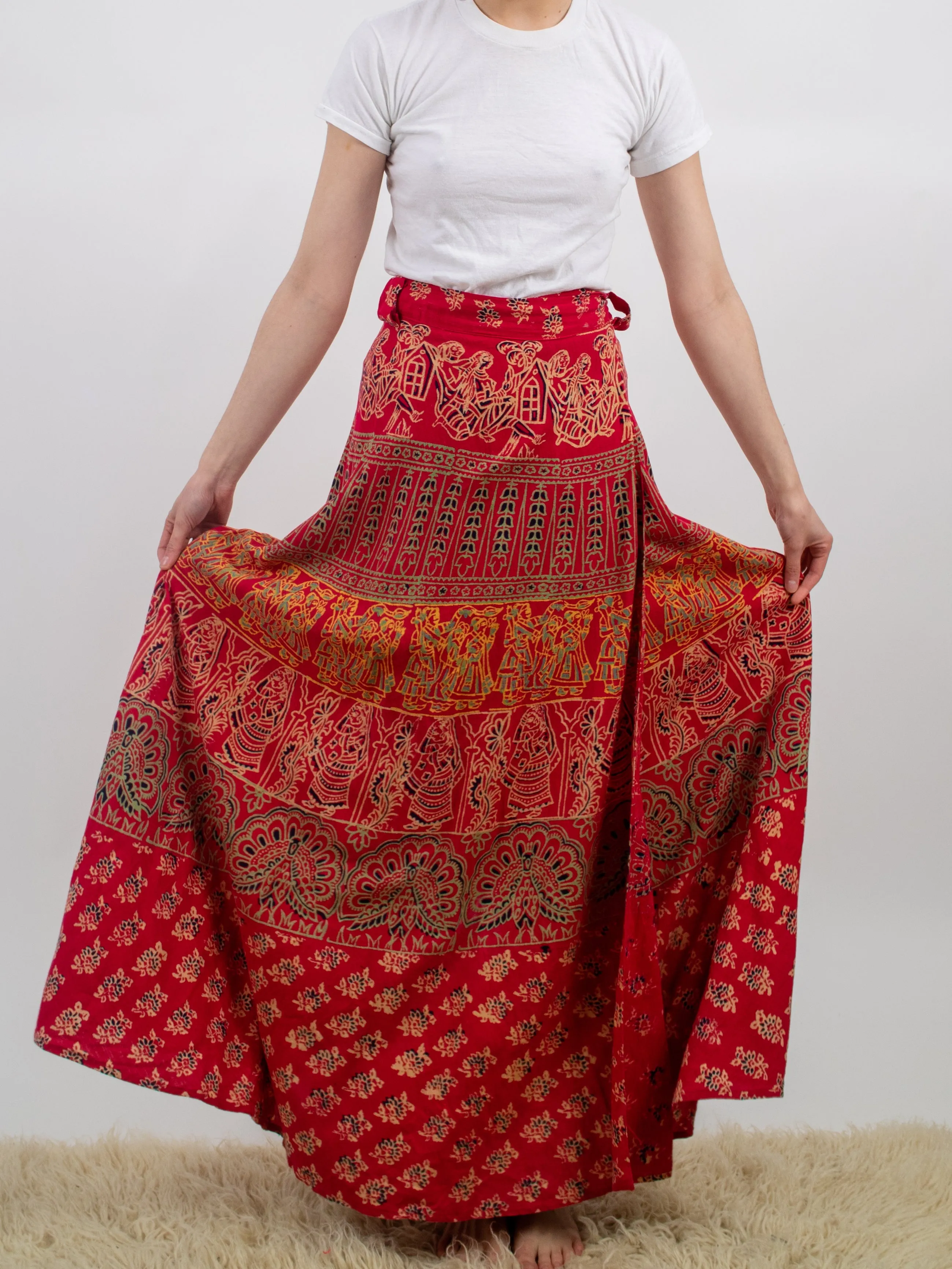 1970s Indian Cotton People Print Maxi Wrap Skirt