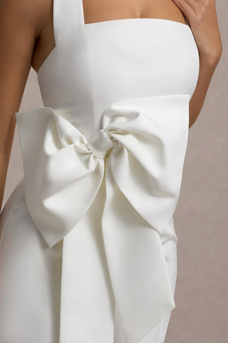 Aman | White Halter-Neck Midi Dress With Oversized Bow