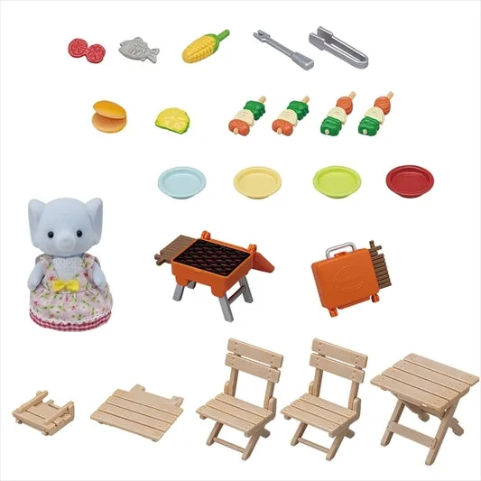 Calico Critters BBQ picnic set - elephant girl