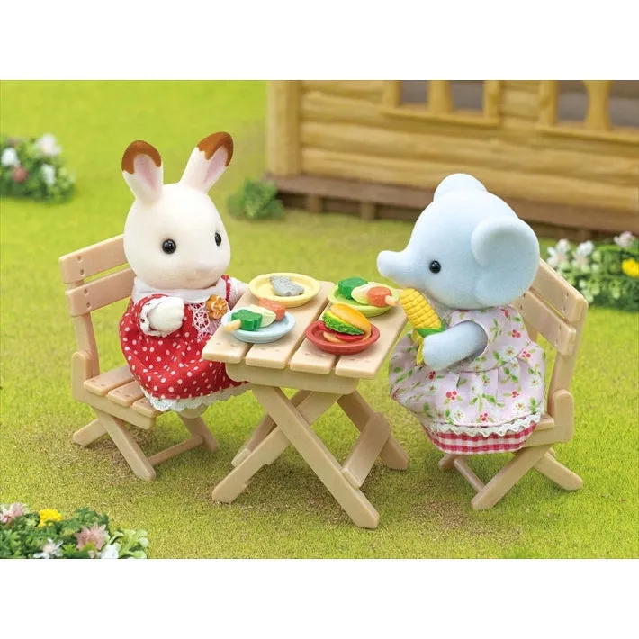 Calico Critters BBQ picnic set - elephant girl