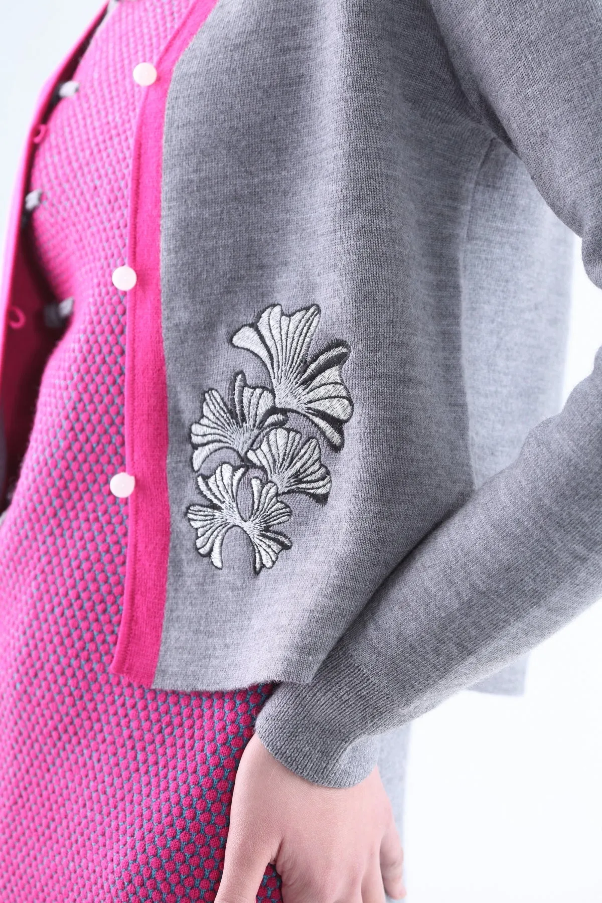 Fuchsia & Grey Long Sleeves Cardigan with Ginkgo Leaf Embriodery