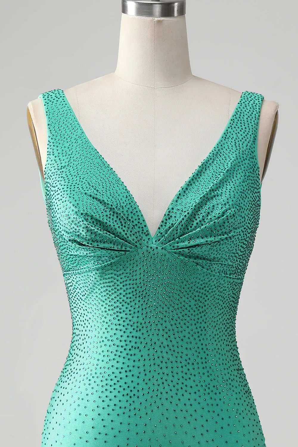 Green Bodycon V Neck Backless Mini Dress with Beading