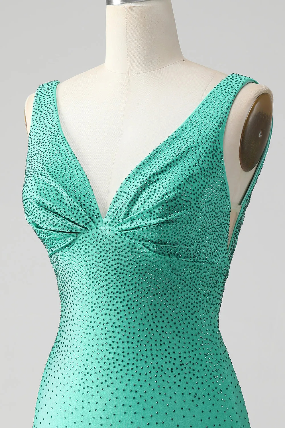 Green Bodycon V Neck Backless Mini Dress with Beading