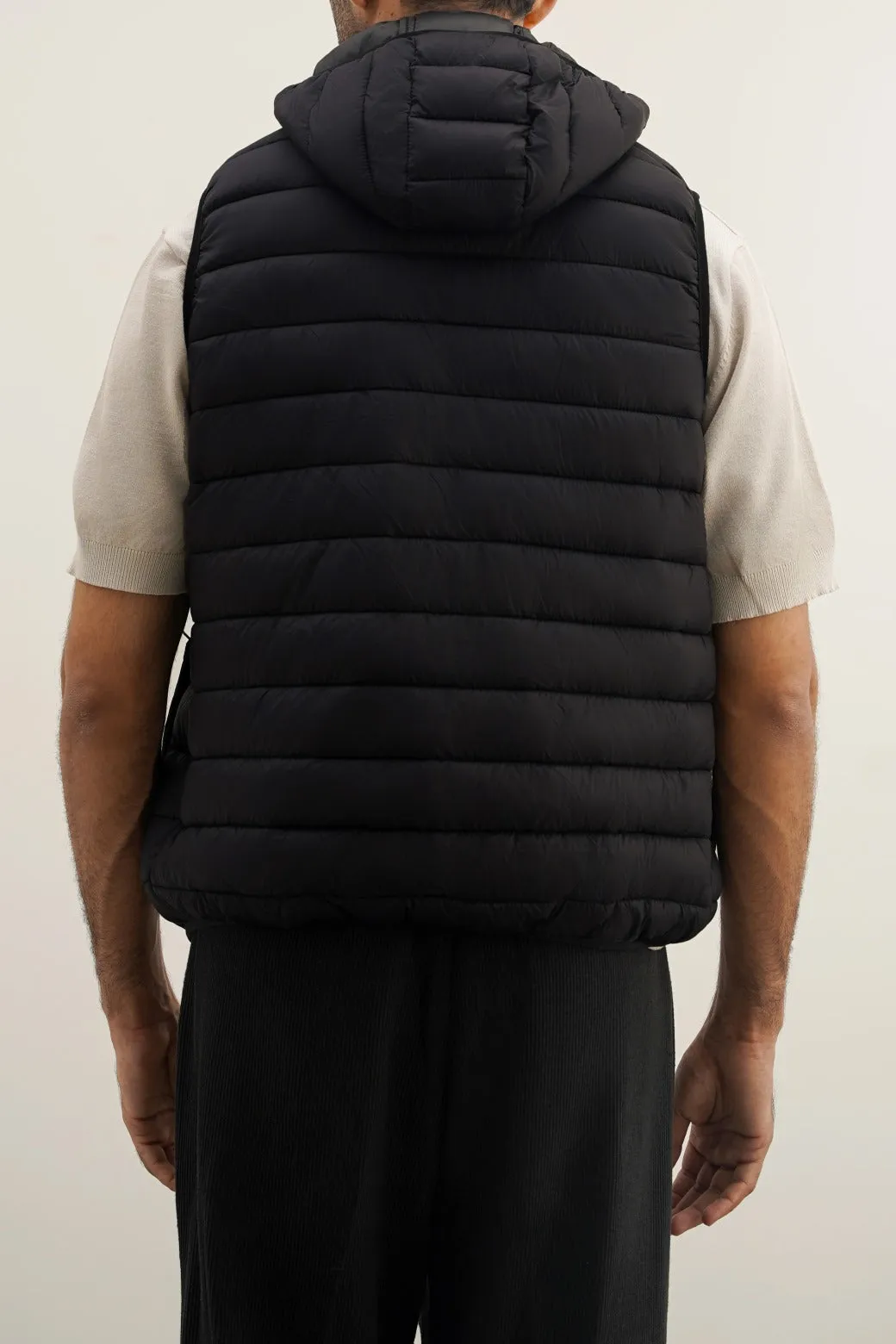 HOODED GILET