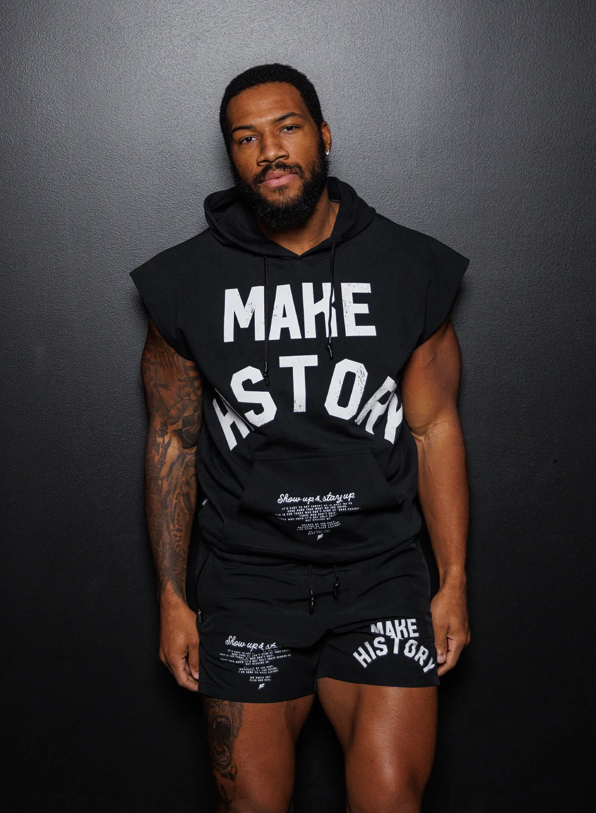 MAKE HISTORY - SLEEVELESS HOODIE - BLACK