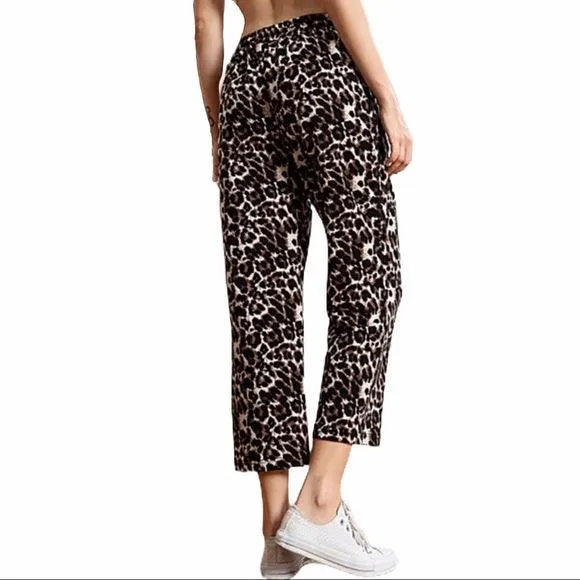 Plus Leopard Chic Cropped Pants