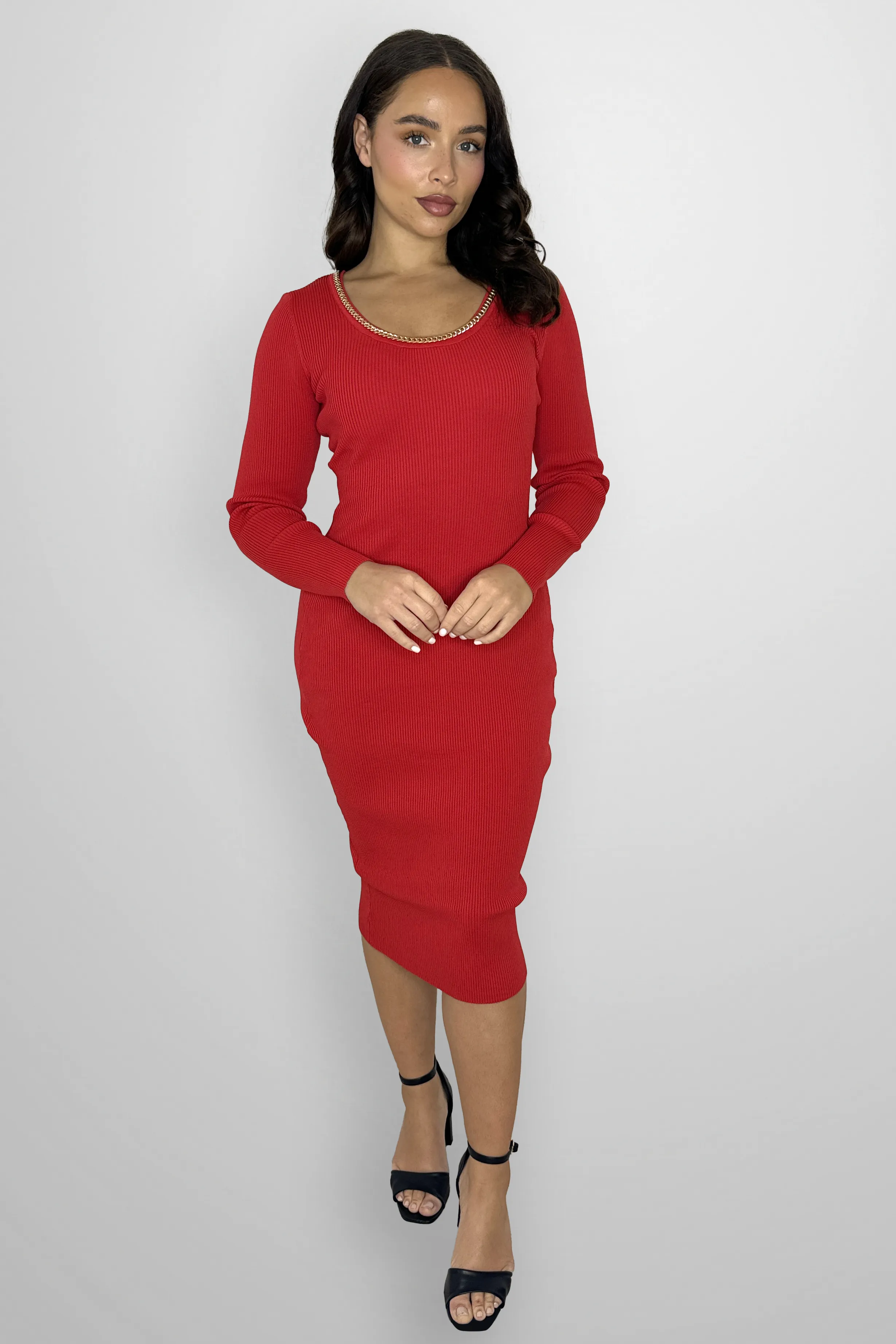 Ribbed Knit Chain Embellished Crew Neck Midi Bodycon Dress