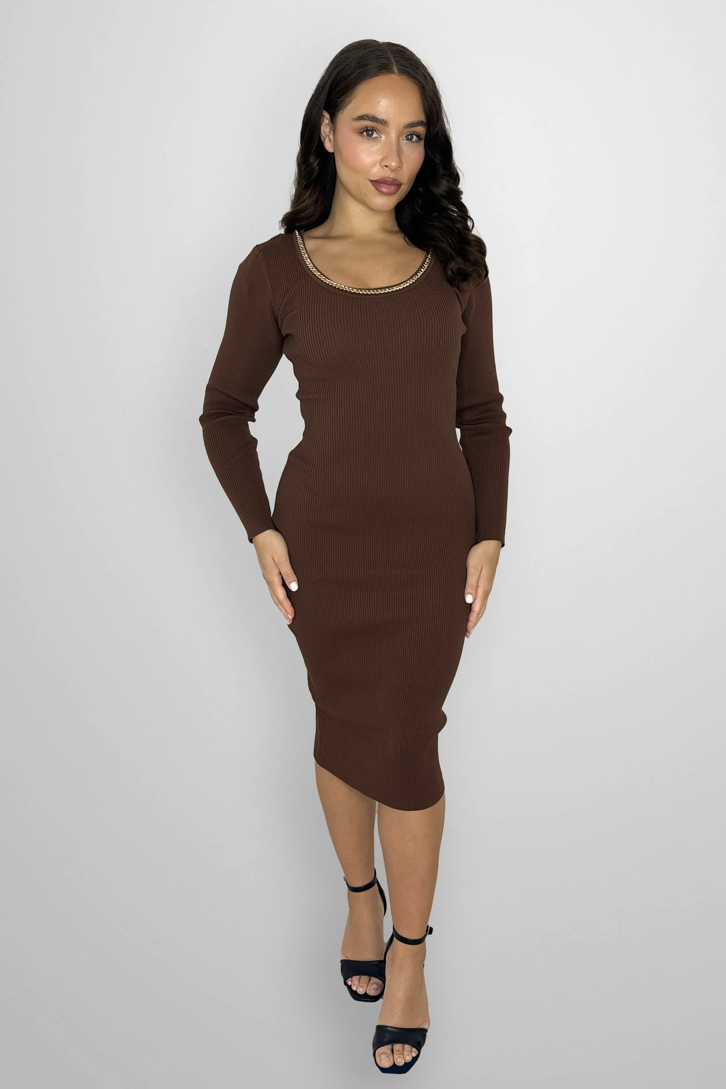 Ribbed Knit Chain Embellished Crew Neck Midi Bodycon Dress