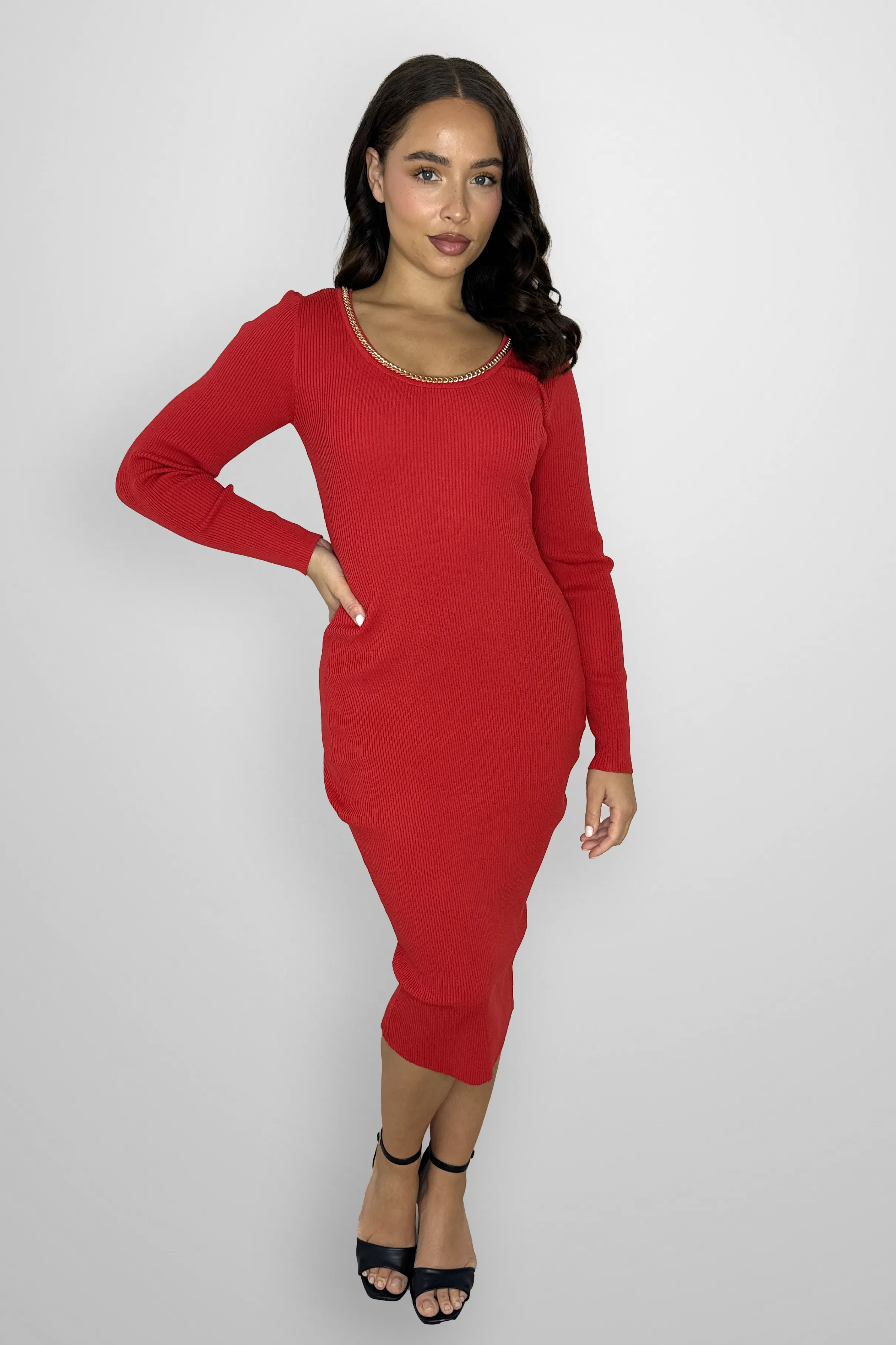 Ribbed Knit Chain Embellished Crew Neck Midi Bodycon Dress