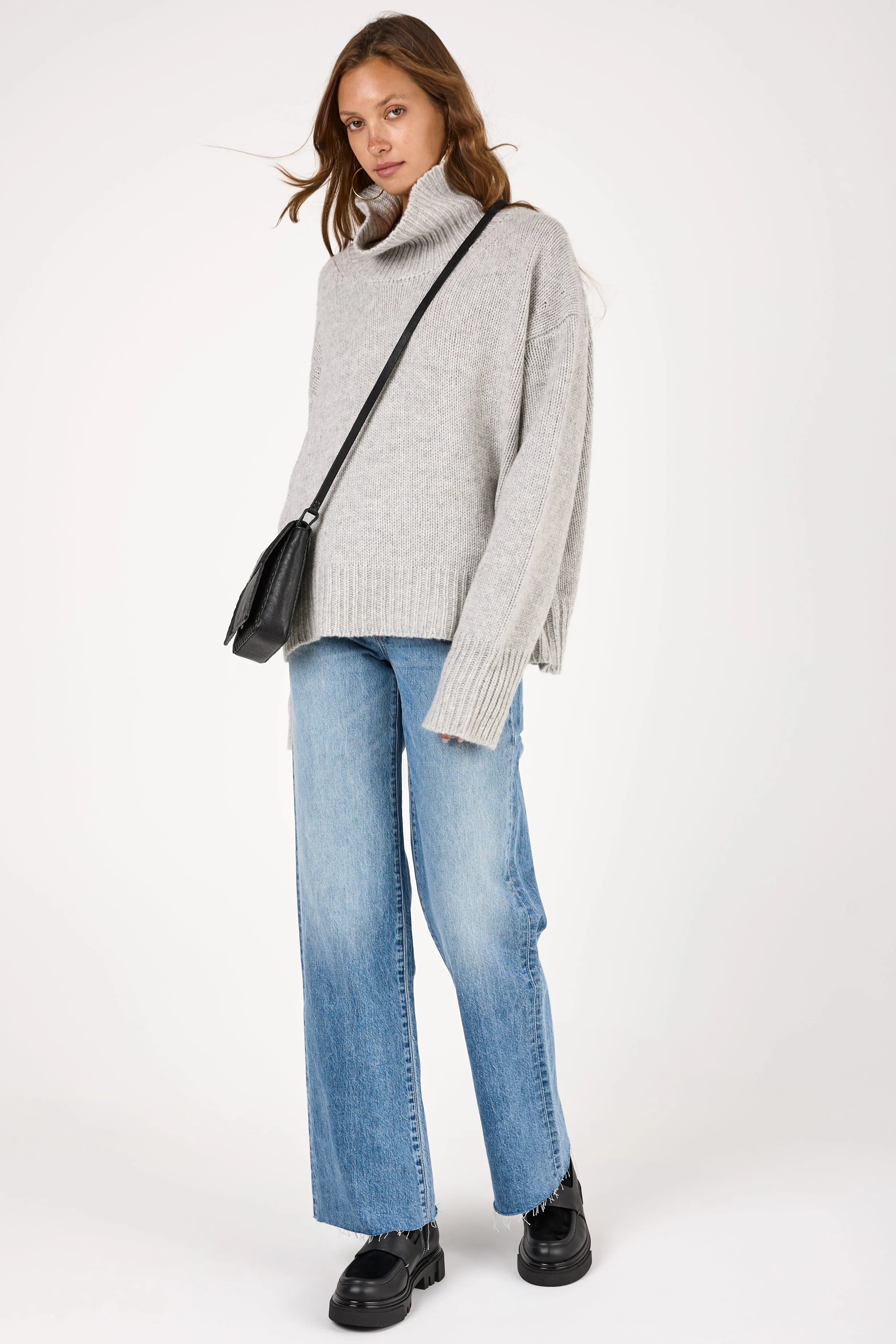 Scarlett Cashmere Mock Neck Sweater in Foggy