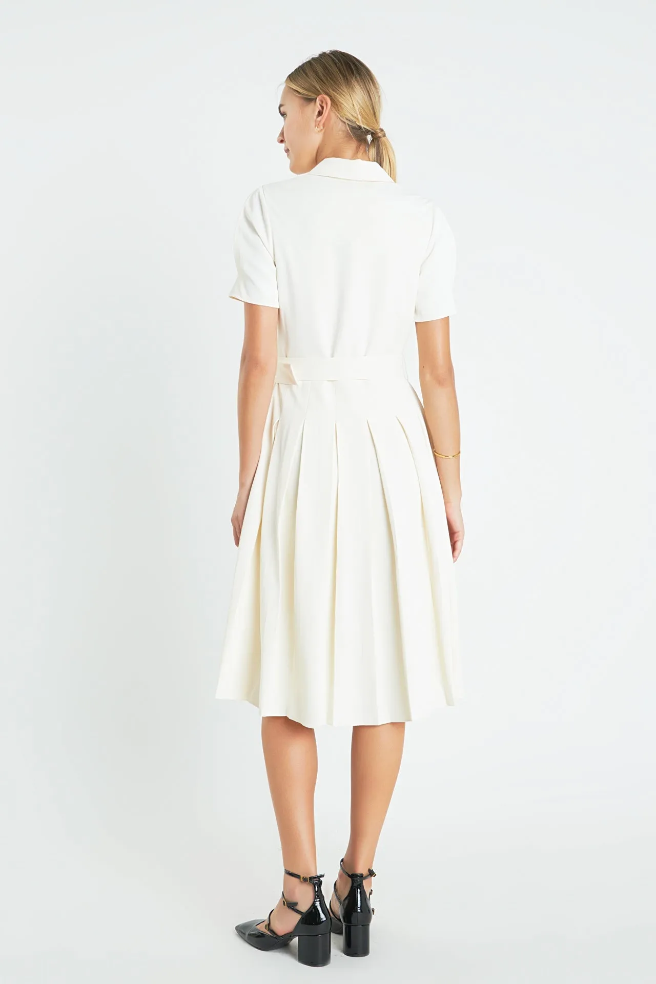 Short-Sleeve Pleated Midi Dress